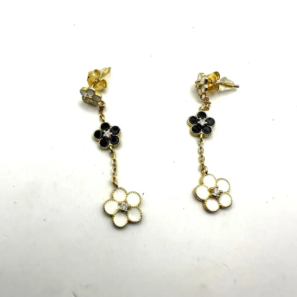 isabella m Enamel Flower Earring Handcrafted Artisan Gold Vermeil 925 preppy